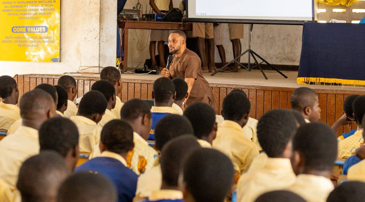 647053834 1574690961328719 1643663129835853784 n